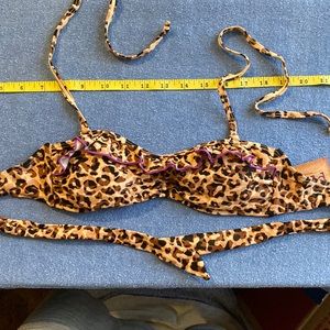 Swimsuit Bathing Suit Top XS NWT